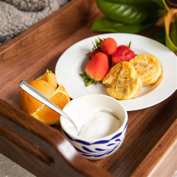 Walnut Serving Tray
– Laurel Mercantile